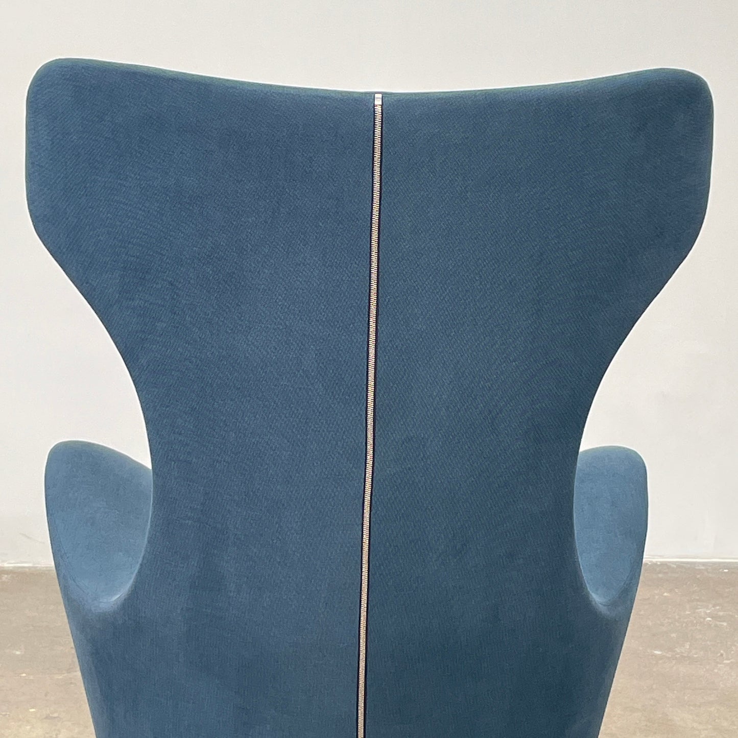 Chaise pivotante avec pouf Papilio de B&B Italia Grande