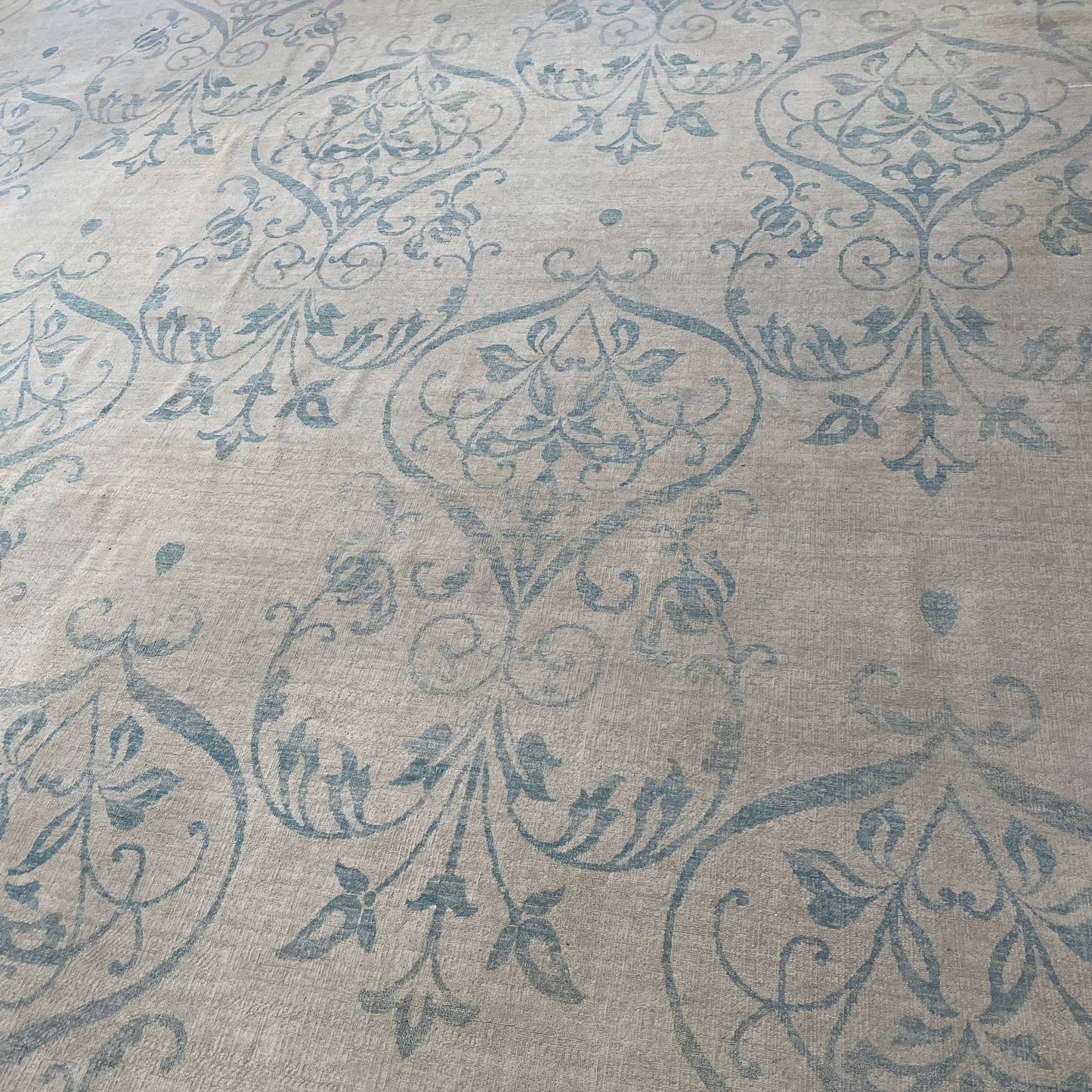 Tapis tissé vintage