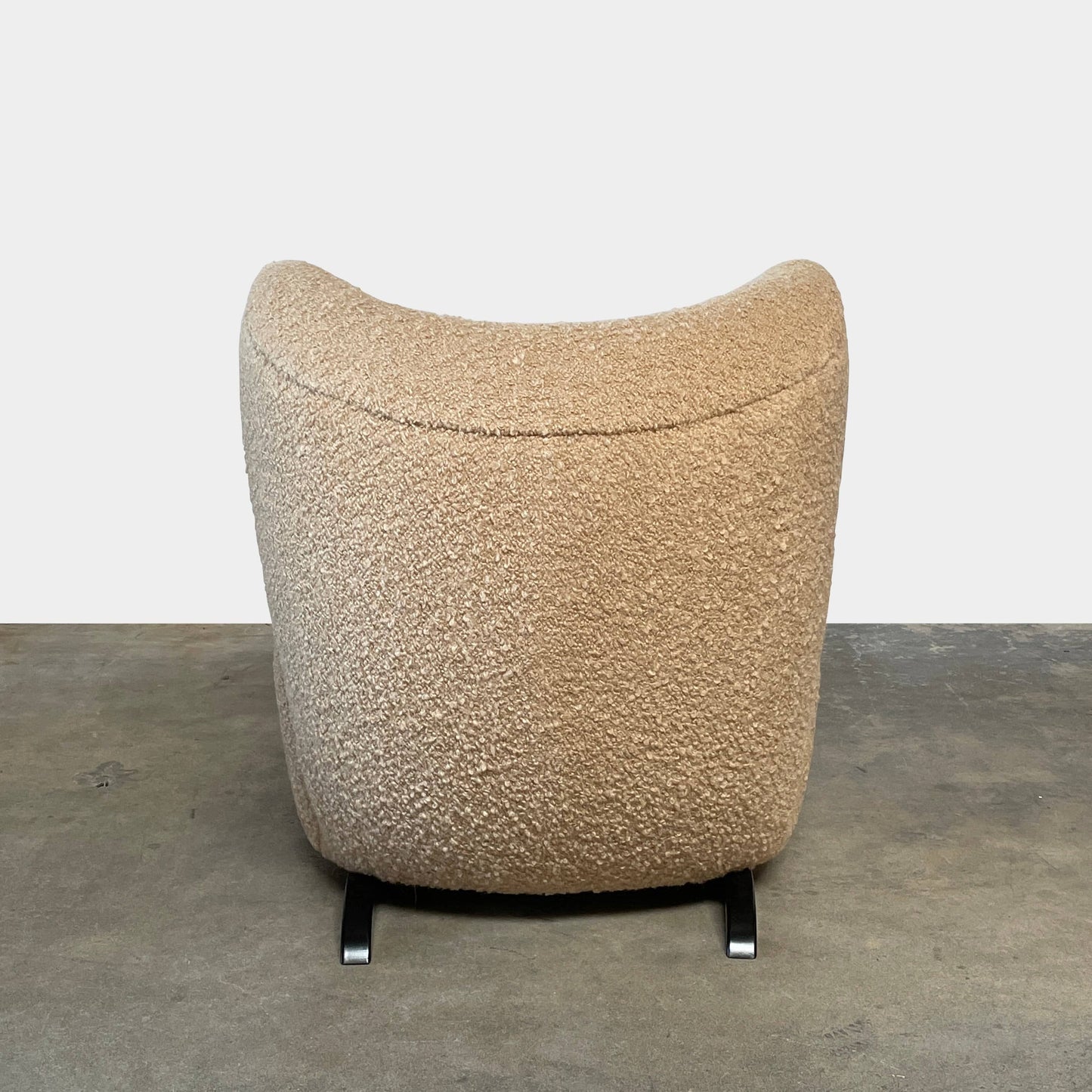 Fauteuils Pierre Augustin Rose Le Minotaure