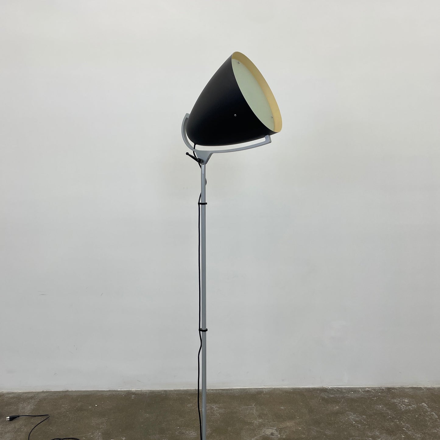 Lampadaire Faro de Pallucco Italia