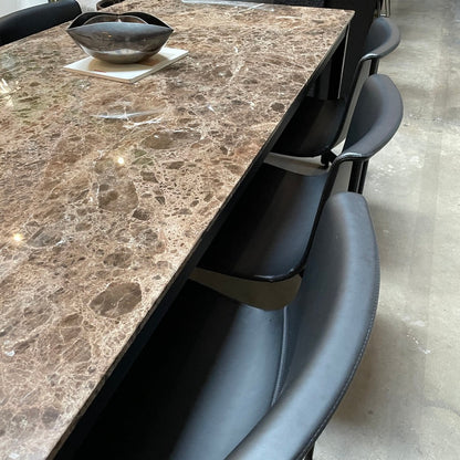Table à manger en marbre Arflex Hug