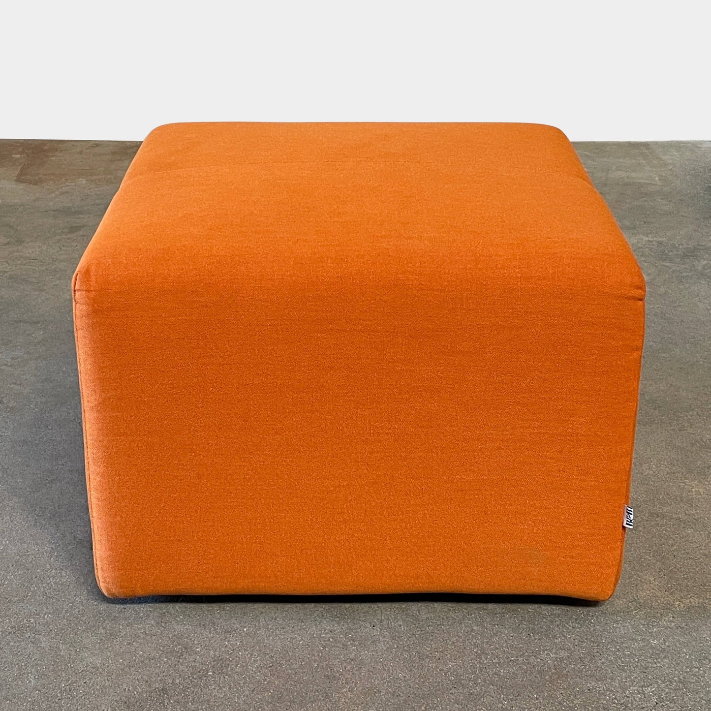 B&amp;B Italia P60 Ottoman
