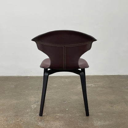 Petit fauteuil Poltrona Frau Montera Oxblood