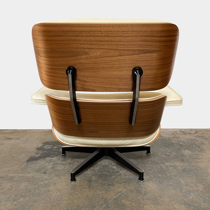 Fauteuil et ottoman Eames Lounge