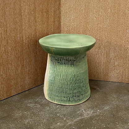 Table d'appoint en céramique Allyn Davis, céladon