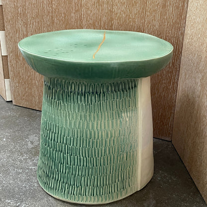 Table d'appoint en céramique Allyn Davis, céladon