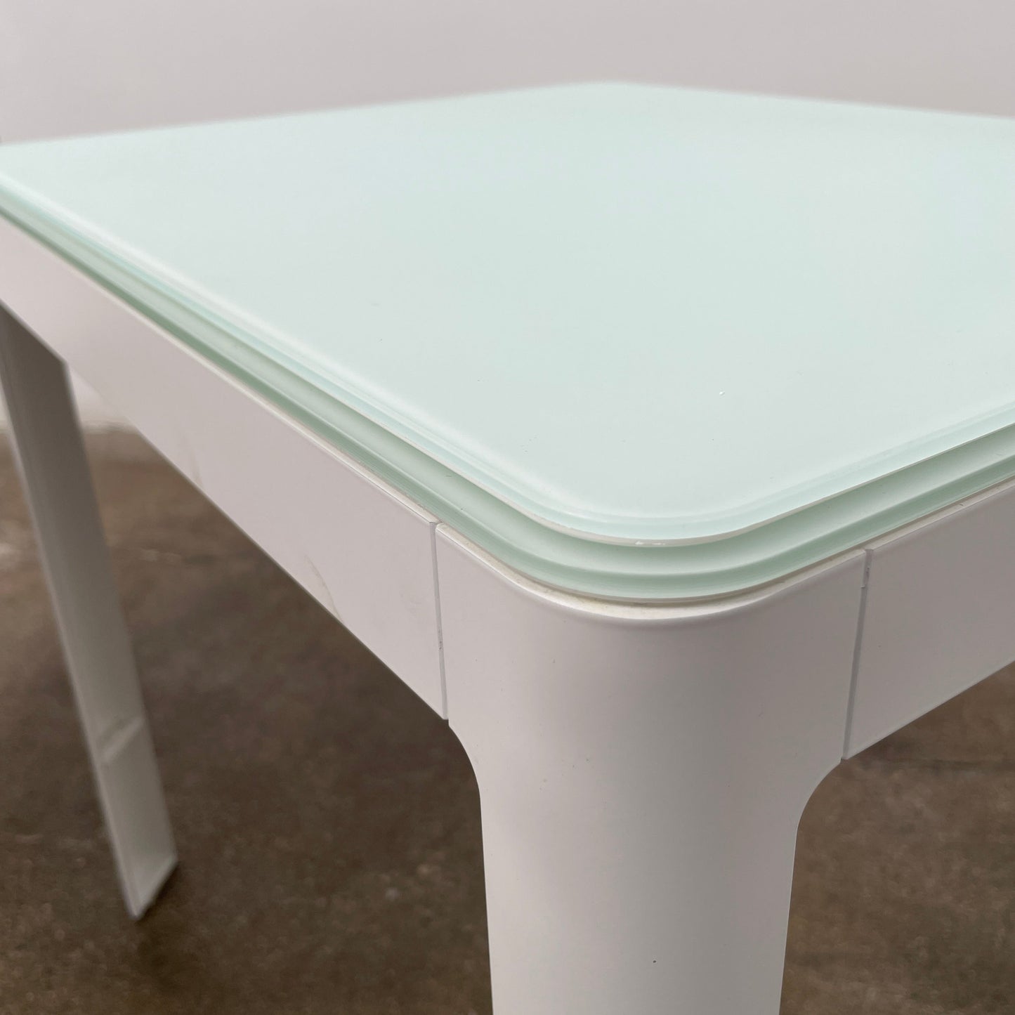 Tables de chevet DWR Min (ensemble)