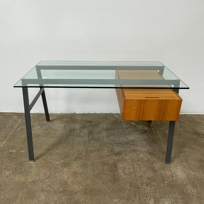 Bureau Benson pour les devoirs 1