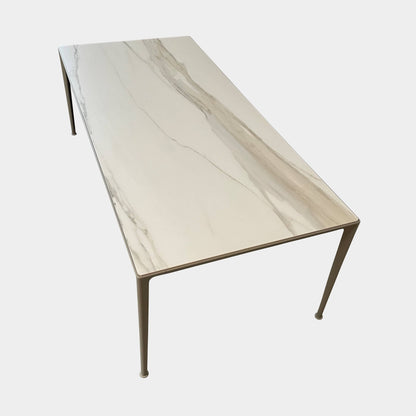 Table à manger d'extérieur Mirto de B&amp;B Italia