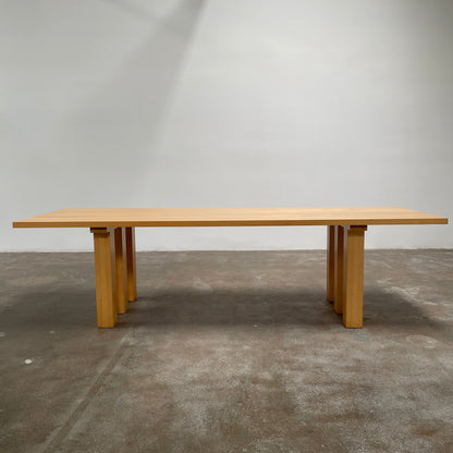 Table de salle à manger Cassina La Basilique par Mario Bellini