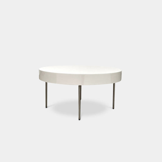 Table à aiguilles Ligne Roset laquée blanche